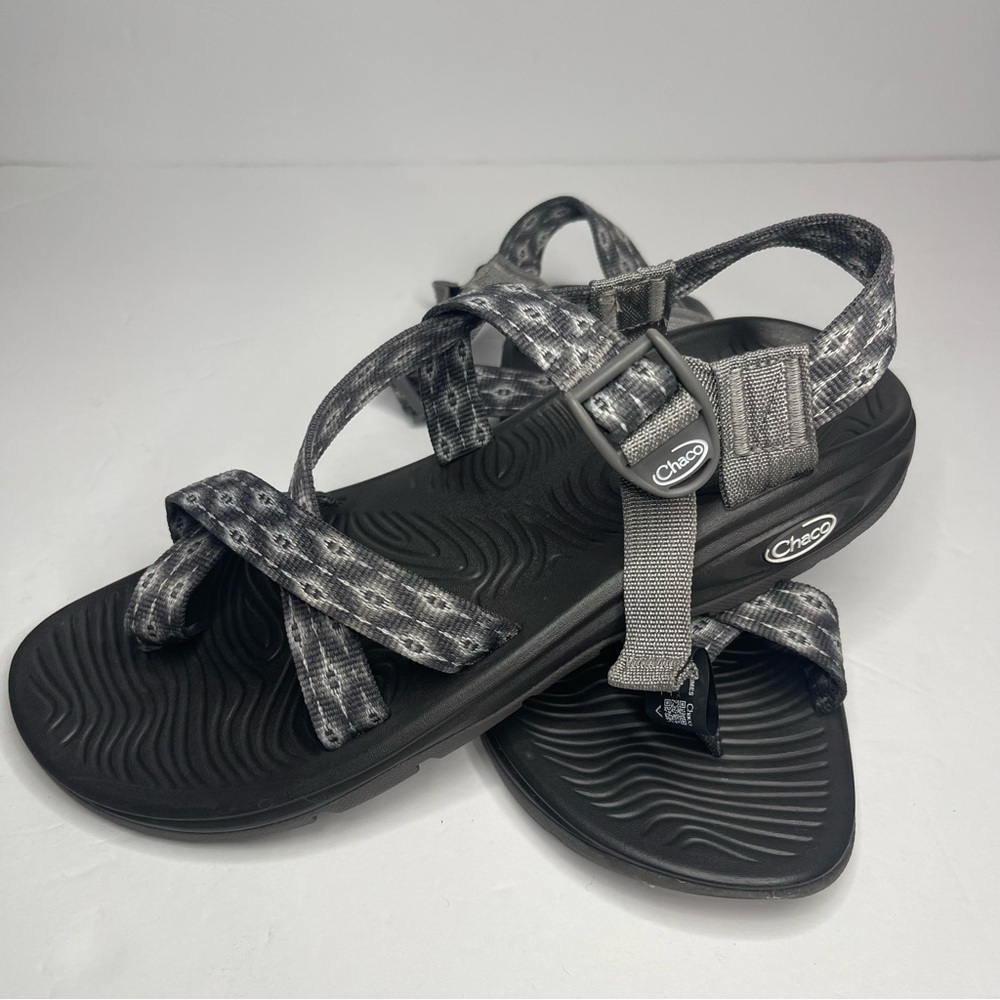 Women's chaco Gray/White Strappy sandals Z/Volv 2 WAX ECLIPSE J107052 size 10